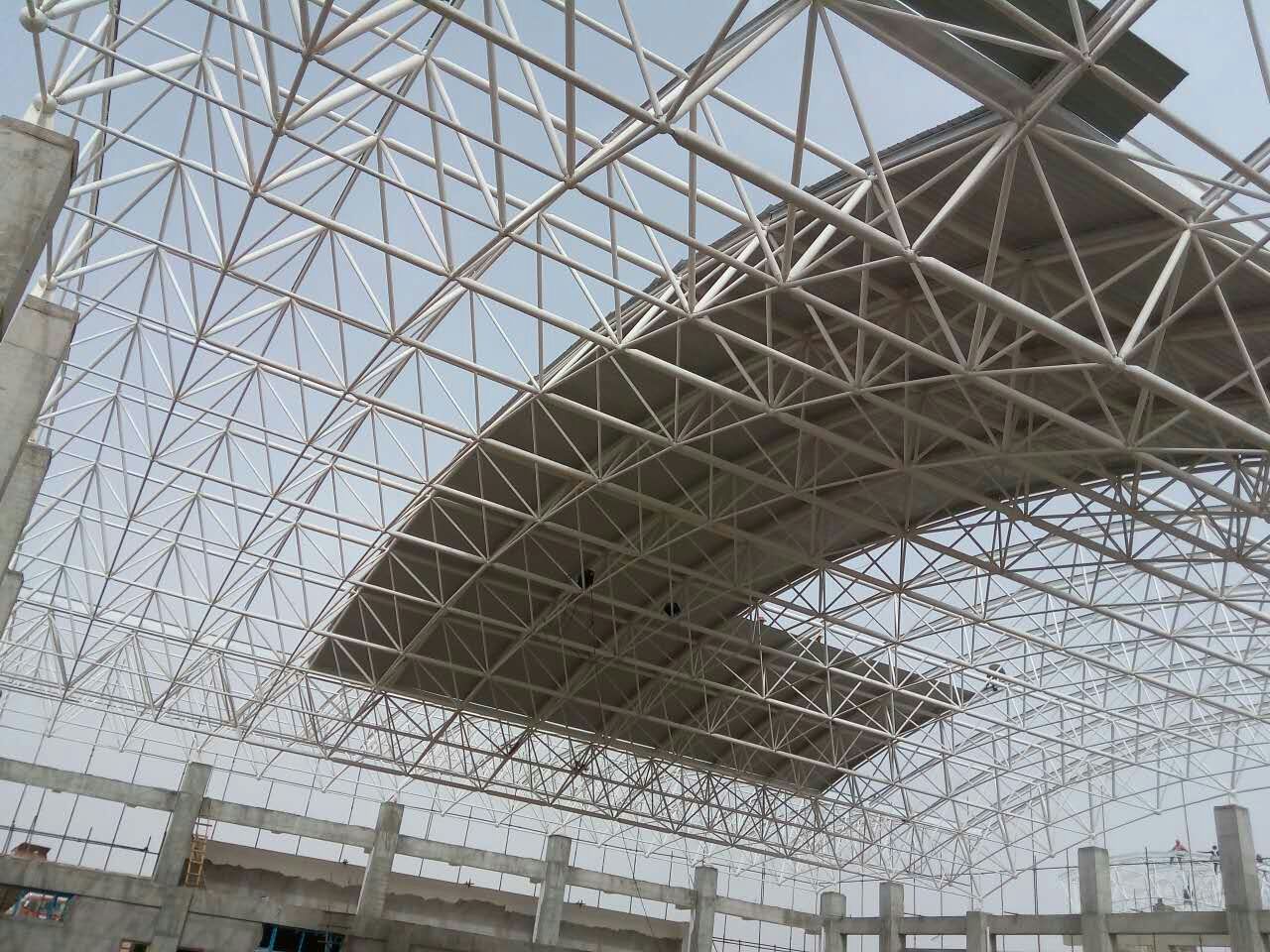 自贡青岛一汽网架